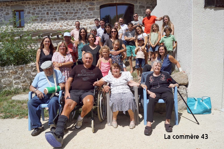 Saint Maurice De Lignon 20e Anniversaire Pour La Fête Des Voisins Au Poux La Commère 43 