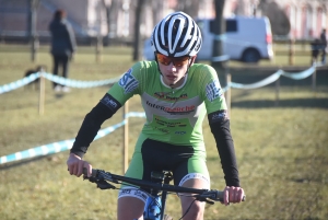 Brives-Charensac : Cédric Sagnol s&#039;offre le cyclo-cross des rives de la Loire