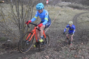 Brives-Charensac : Cédric Sagnol s&#039;offre le cyclo-cross des rives de la Loire