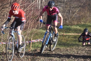 Brives-Charensac : Cédric Sagnol s&#039;offre le cyclo-cross des rives de la Loire