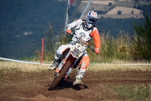 Course sur prairie de Saint-Maurice-de-Lignon : série 2 en moto Open