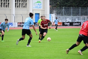 Foot, CHL : Espaly bat Le Puy et affrontera Monistrol en demie