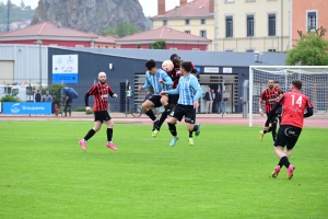 Foot, CHL : Espaly bat Le Puy et affrontera Monistrol en demie