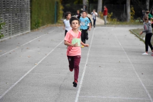 Dunières : 380 écoliers et collégiens tout sourires au cross solidaire