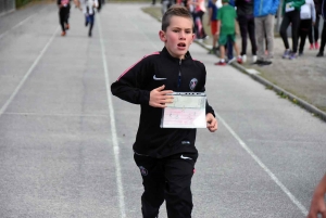 Dunières : 380 écoliers et collégiens tout sourires au cross solidaire