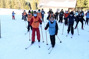 Dix collèges sur le raid neige au chalet de Raffy dans le Meygal