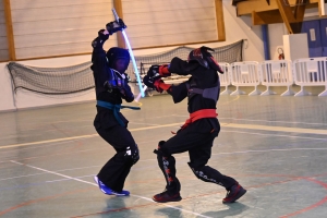 Sabre laser : 26 combattants tels des Jedi de « Star Wars » aux championnats régionaux au Puy-en-Velay