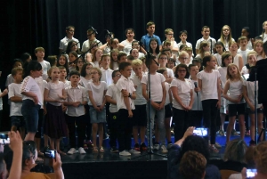 Monistrol-sur-Loire : 160 jeunes choristes sur la scène de la Capitelle