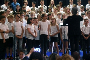 Monistrol-sur-Loire : 160 jeunes choristes sur la scène de la Capitelle