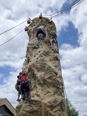 Journée escalade à l&#039;École Sacré-Cœur Jeanne d&#039;Arc de Saint-Maurice-de-Lignon