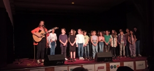 Saint-Maurice-de-Lignon : des écoliers, choristes d&#039;Evelyne Gallet