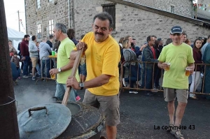 La soupe aux choux et le feu d&#039;artifice font la renommée des Vastres