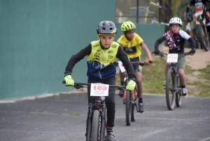 VTT : un week-end de cross-country au complexe sportif de Sainte-Sigolène