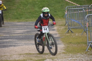 VTT : un week-end de cross-country au complexe sportif de Sainte-Sigolène