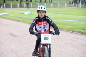 VTT : un week-end de cross-country au complexe sportif de Sainte-Sigolène