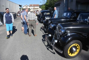 Dunières : 85 voitures de collection ont paradé