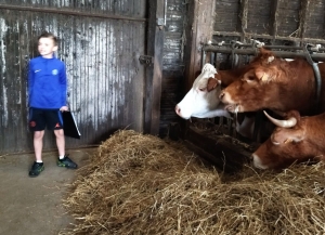 Bas-en-Basset : les CM2 de Louise-Michel visitent la ferme Dousson