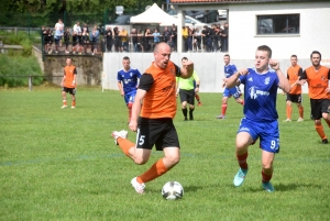 Foot, D1 : La Séauve à une victoire du titre, Dunières relégué