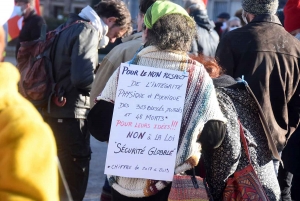 Liberté de manifester et liberté d&#039;informer se rejoignent au Puy-en-Velay