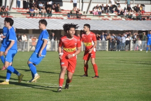 Foot, R1 : Monistrol gagne et valide son maintien