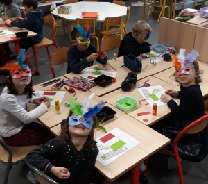 Sainte-Sigolène : journée culturelle autour de l’Italie et du carnaval de Venise à l’école Saint-Joseph (vidéo)