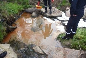 Une nouvelle pollution aux hydrocarbures dans un ruisseau à Monistrol-sur-Loire