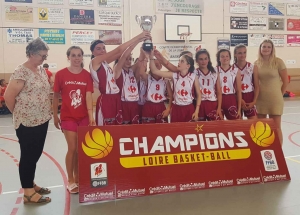 Beauzac : doublé coupe-championnat pour les basketteuses U15