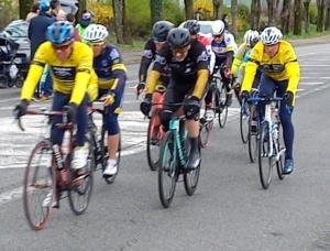 Cyclisme : les seniors du Vélo Club du Velay en haut de l’affiche