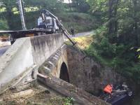 Bas-en-Basset : la voiture finit dans le lit de la rivière