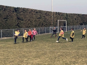 Les élèves de primaire de l’école Saint-Joseph de Grazac initiés au rugby