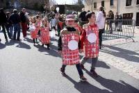 Monistrol-sur-Loire : 1 000 enfants paradent dans les rues