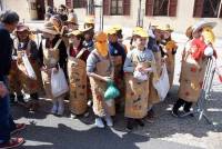 Monistrol-sur-Loire : 1 000 enfants paradent dans les rues