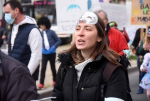 Bas-en-Basset : une manifestation colorée pour s&#039;opposer au masque sur les enfants