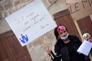 Bas-en-Basset : une manifestation colorée pour s&#039;opposer au masque sur les enfants