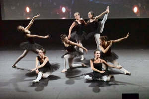 Monistrol-sur-Loire : les danseuses de l&#039;EIMD ont célébré le cinéma sur scène