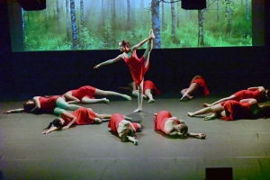 Monistrol-sur-Loire : les danseuses de l&#039;EIMD ont célébré le cinéma sur scène