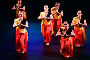 Monistrol-sur-Loire : les danseuses de l&#039;EIMD ont célébré le cinéma sur scène