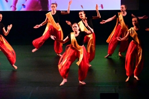 Monistrol-sur-Loire : les danseuses de l&#039;EIMD ont célébré le cinéma sur scène