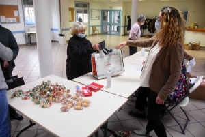 Monistrol-sur-Loire : 550 colis remis aux aînés de la commune