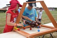 Des jeux de société en bois. Photo Lucien Soyere