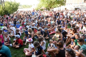 Chadron Magique : 700 spectateurs retombent en enfance avec Henri Dès