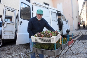 Saint-Romain-Lachalm : un marché de producteurs et une animation chaque vendredi soir