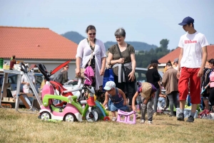 Yssingeaux : le village de &quot;Versilhac&quot; occupé par le vide-greniers ce 14 juillet