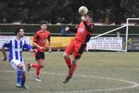 Foot : Les Villettes et Bas-en-Basset dos à dos