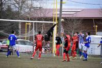 Foot : Les Villettes et Bas-en-Basset dos à dos