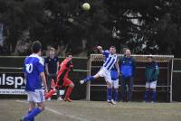 Foot : Les Villettes et Bas-en-Basset dos à dos