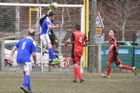 Foot : Les Villettes et Bas-en-Basset dos à dos