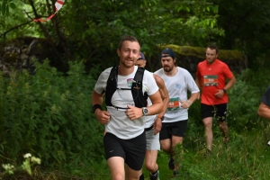 Une centaine de coureurs à la Backyard de Haute-Loire : à la fin, il n&#039;en reste qu&#039;un