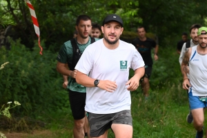 Une centaine de coureurs à la Backyard de Haute-Loire : à la fin, il n&#039;en reste qu&#039;un