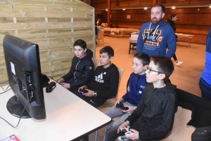 Les Villettes : les frères Barriol récidivent au tournoi FIFA